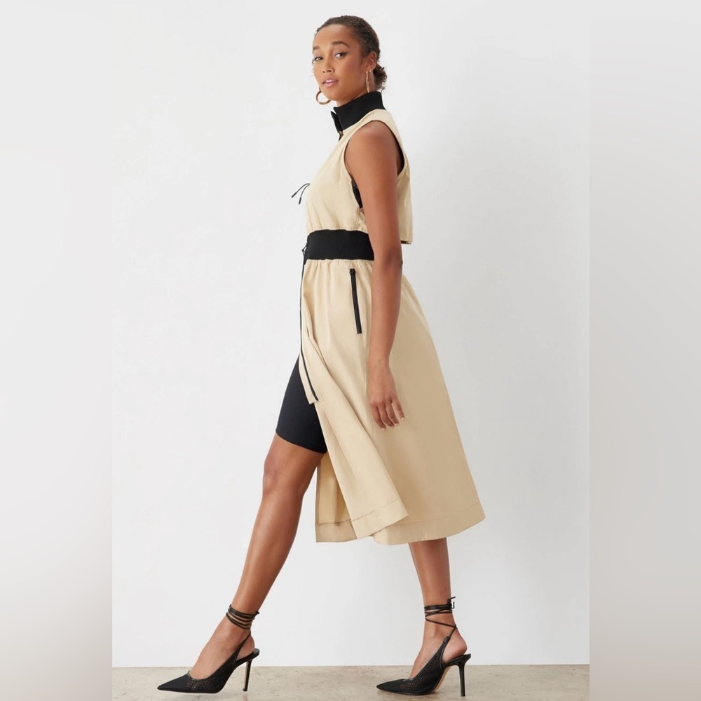 GSTQ Two Way Zip Dress In Sandstone Size XXL